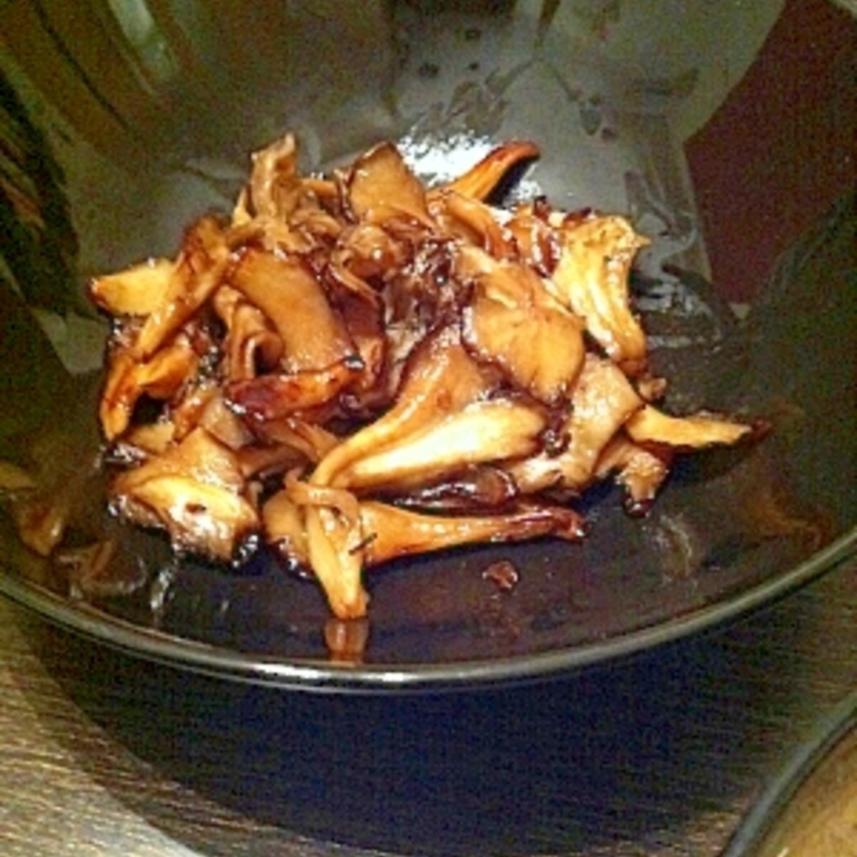 キノコ嫌いが直る バタポン舞茸 レシピ 作り方 By ぽてと16 楽天レシピ